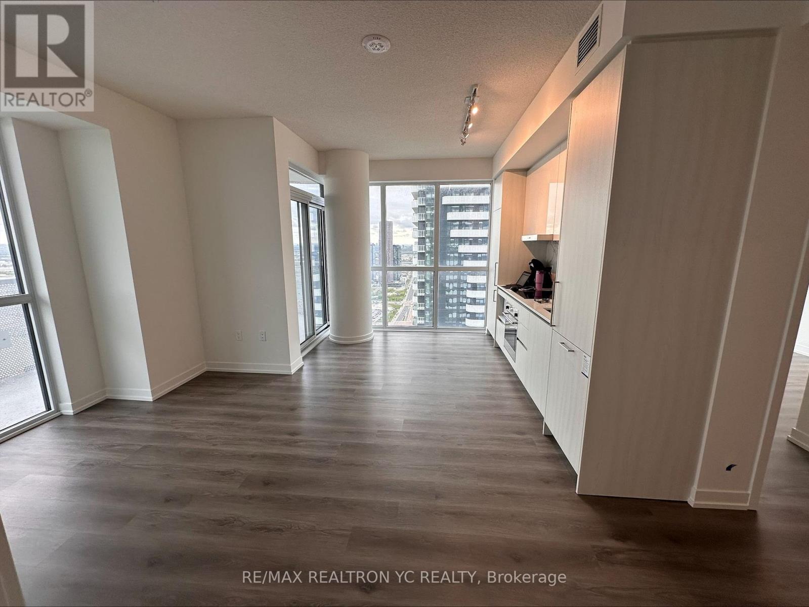 4812 - 225 Commerce Street, Vaughan, Ontario  L4K 0P6 - Photo 6 - N12183012