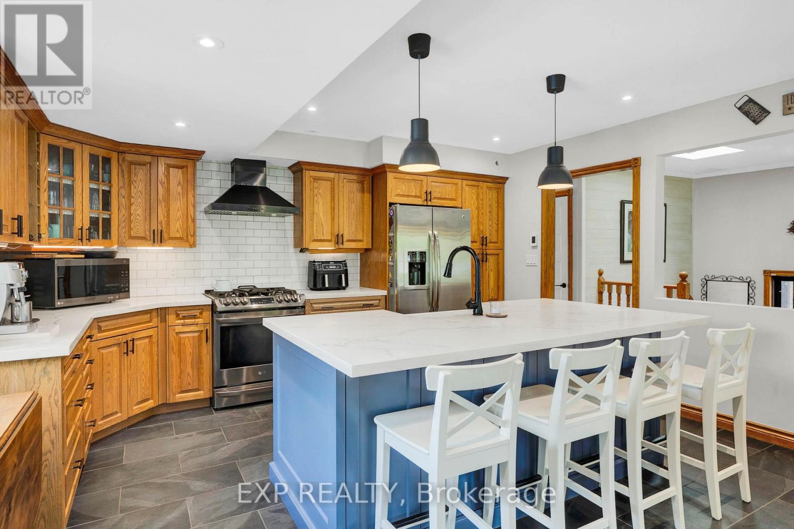 233 Sand Road, East Gwillimbury, Ontario  L9N 1K1 - Photo 13 - N12183033