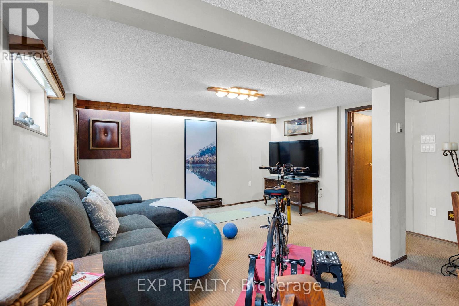 233 Sand Road, East Gwillimbury (Holland Landing), Ontario  L9N 1K1 - Photo 24 - N12183033