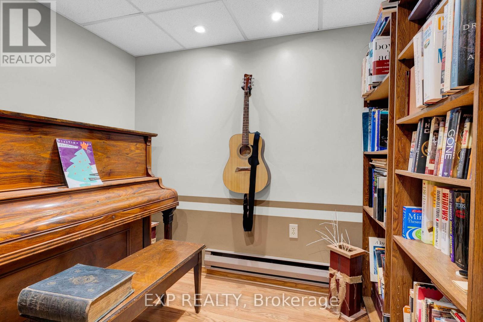 233 Sand Road, East Gwillimbury, Ontario  L9N 1K1 - Photo 28 - N12183033