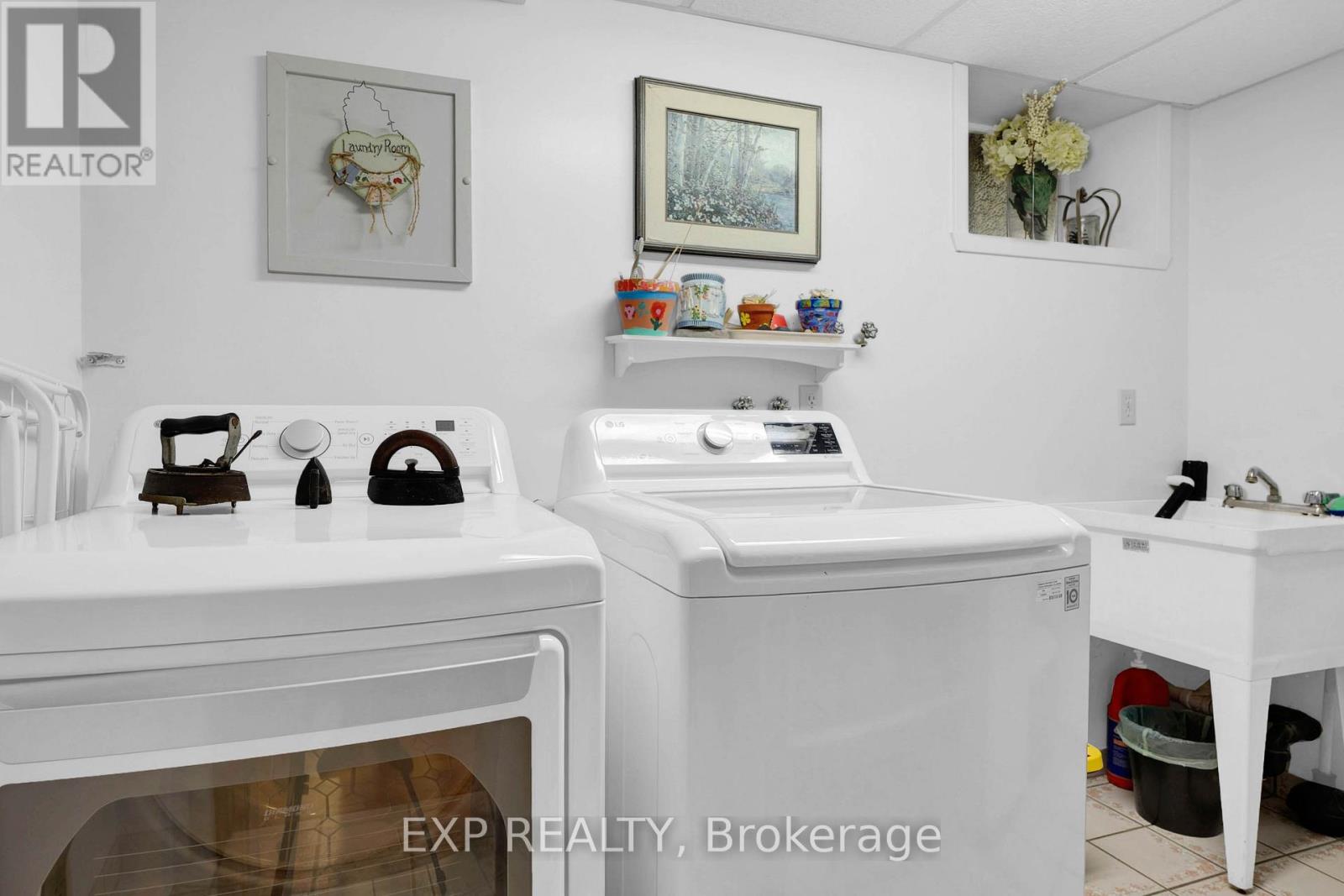 233 Sand Road, East Gwillimbury, Ontario  L9N 1K1 - Photo 31 - N12183033
