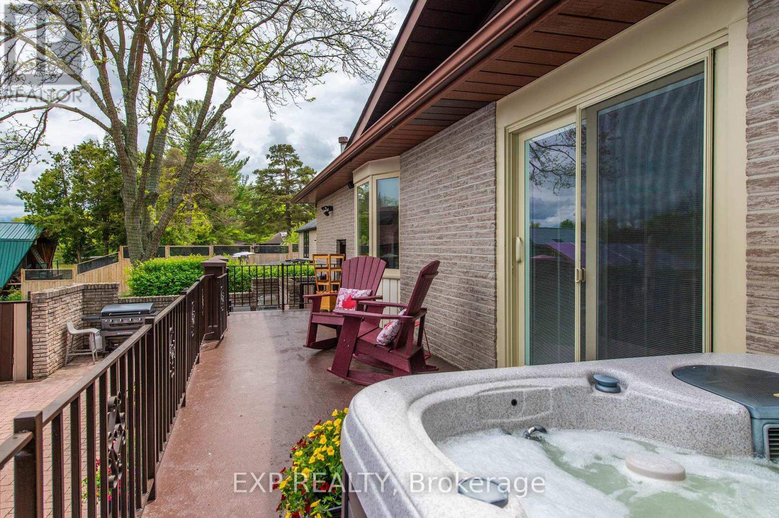 233 Sand Road, East Gwillimbury, Ontario  L9N 1K1 - Photo 35 - N12183033