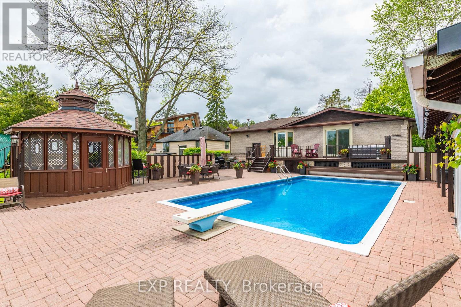 233 Sand Road, East Gwillimbury, Ontario  L9N 1K1 - Photo 37 - N12183033