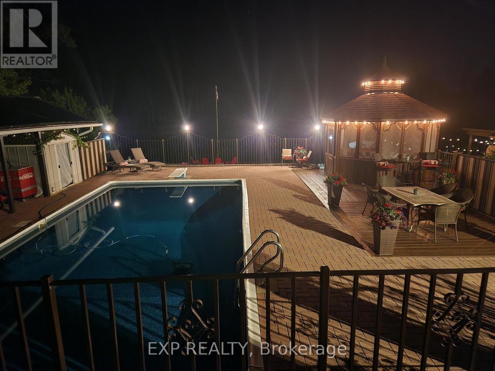 233 Sand Road, East Gwillimbury, Ontario  L9N 1K1 - Photo 47 - N12183033
