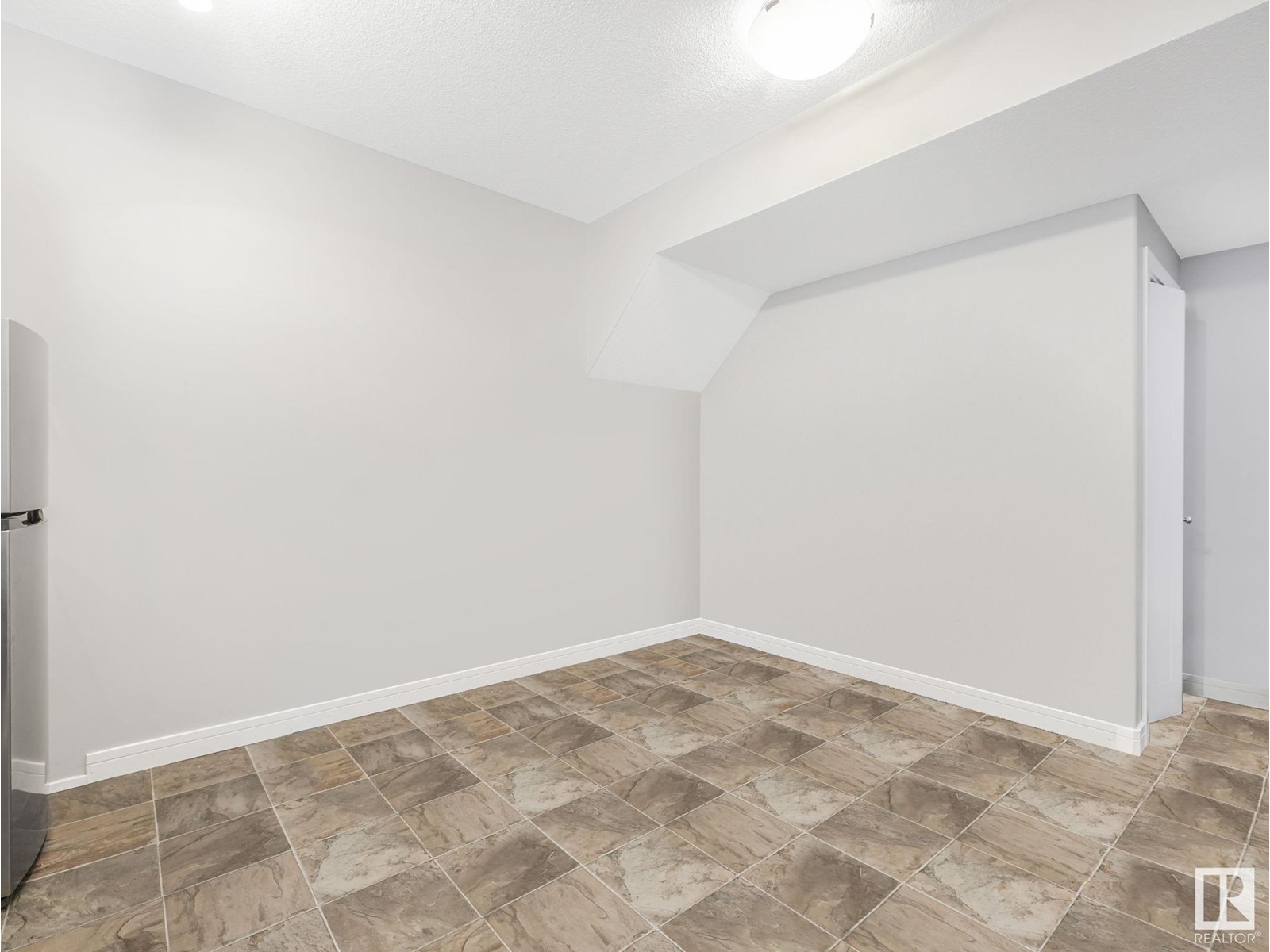 6005 64 St, Beaumont, Alberta  T4X 1Z2 - Photo 6 - E4439261