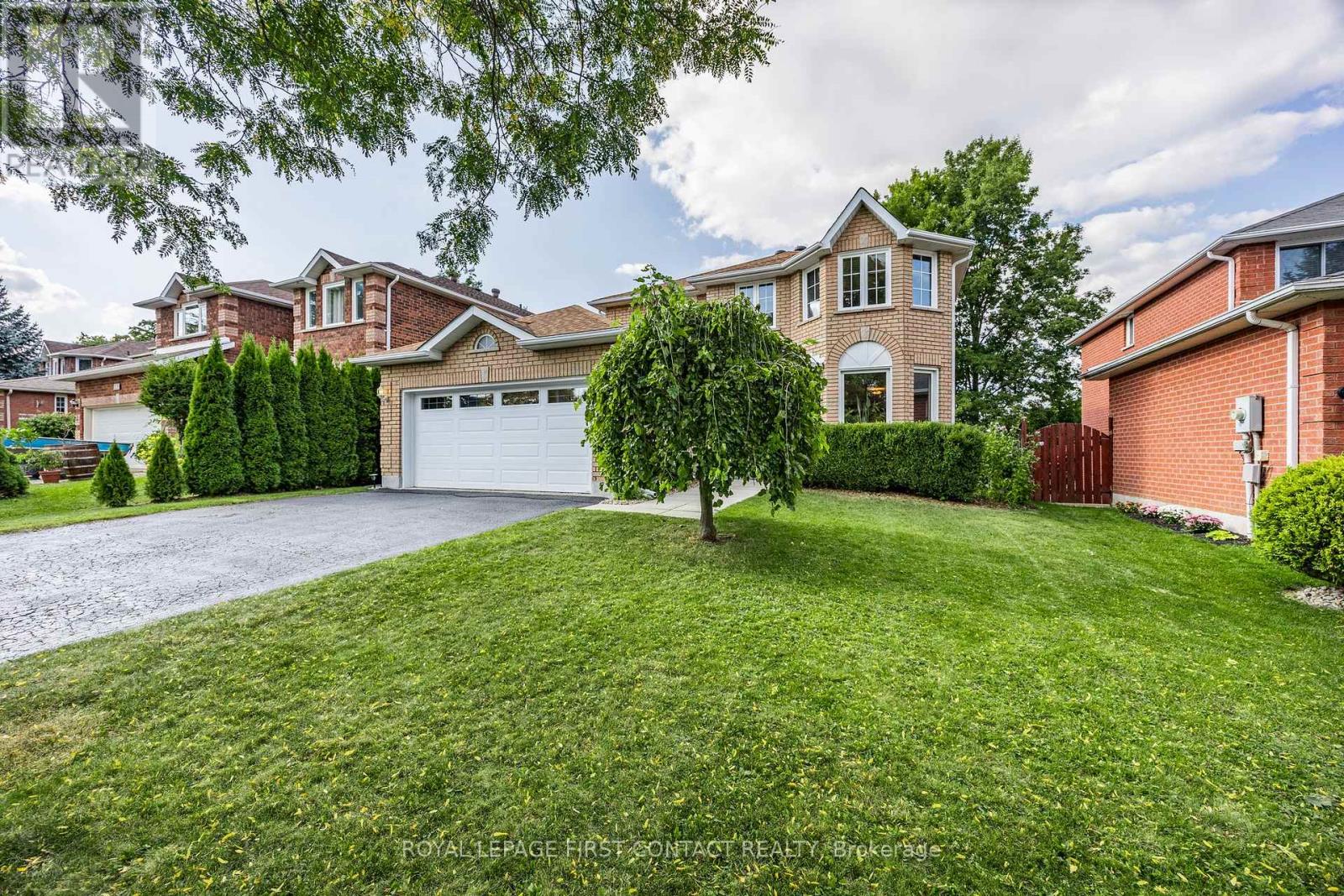 298 Livingstone Street W, Barrie, Ontario  L4N 7C2 - Photo 1 - S12183014