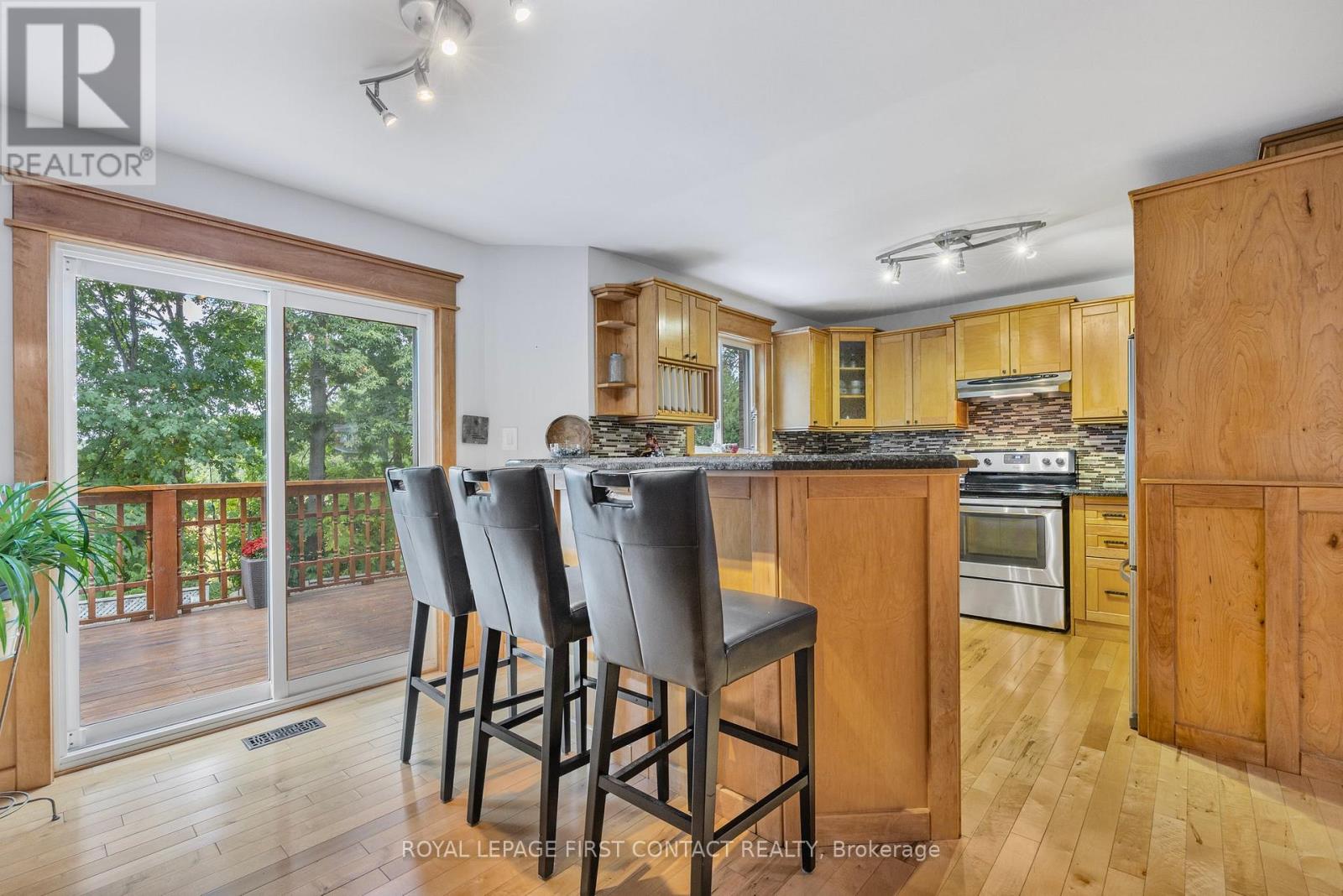 298 Livingstone Street W, Barrie, Ontario  L4N 7C2 - Photo 14 - S12183014