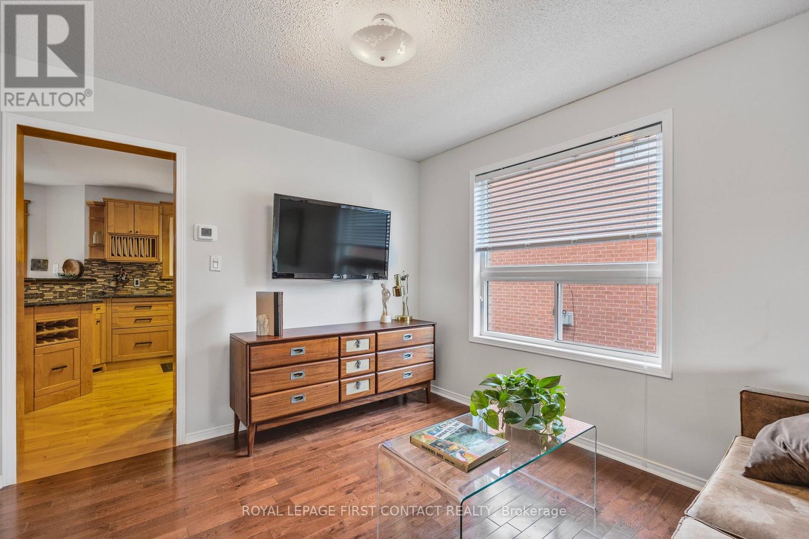 298 Livingstone Street W, Barrie, Ontario  L4N 7C2 - Photo 9 - S12183014