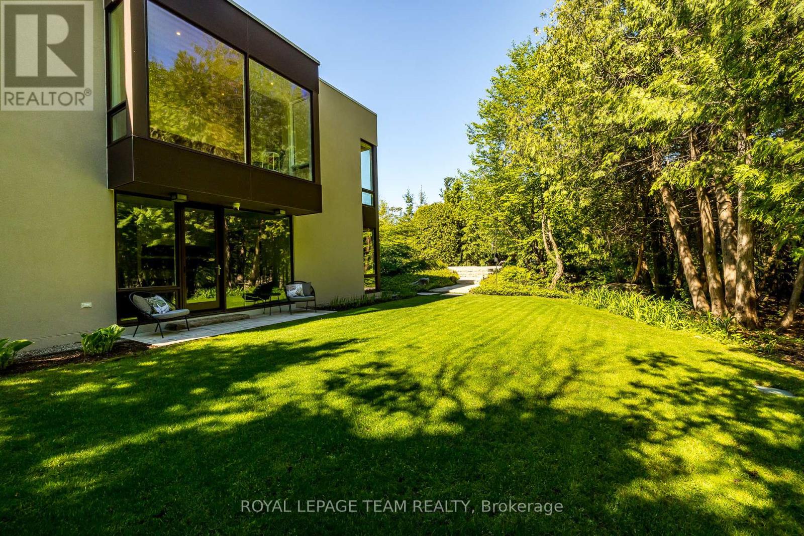 14 Kanata Rockeries Private, Ottawa, Ontario  K2K 3P4 - Photo 50 - X12183076