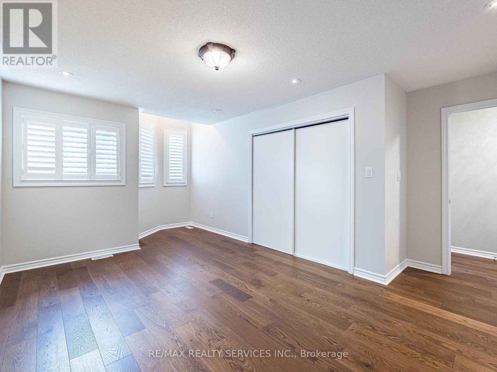 7241 Milano Court, Mississauga (Meadowvale Village), Ontario  L5W 0A2 - Photo 32 - W12182958