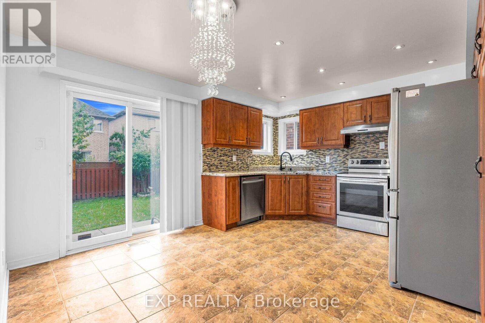 83 River Rock Crescent, Brampton (Fletcher's Meadow), Ontario  L7A 2W5 - Photo 14 - W12183011