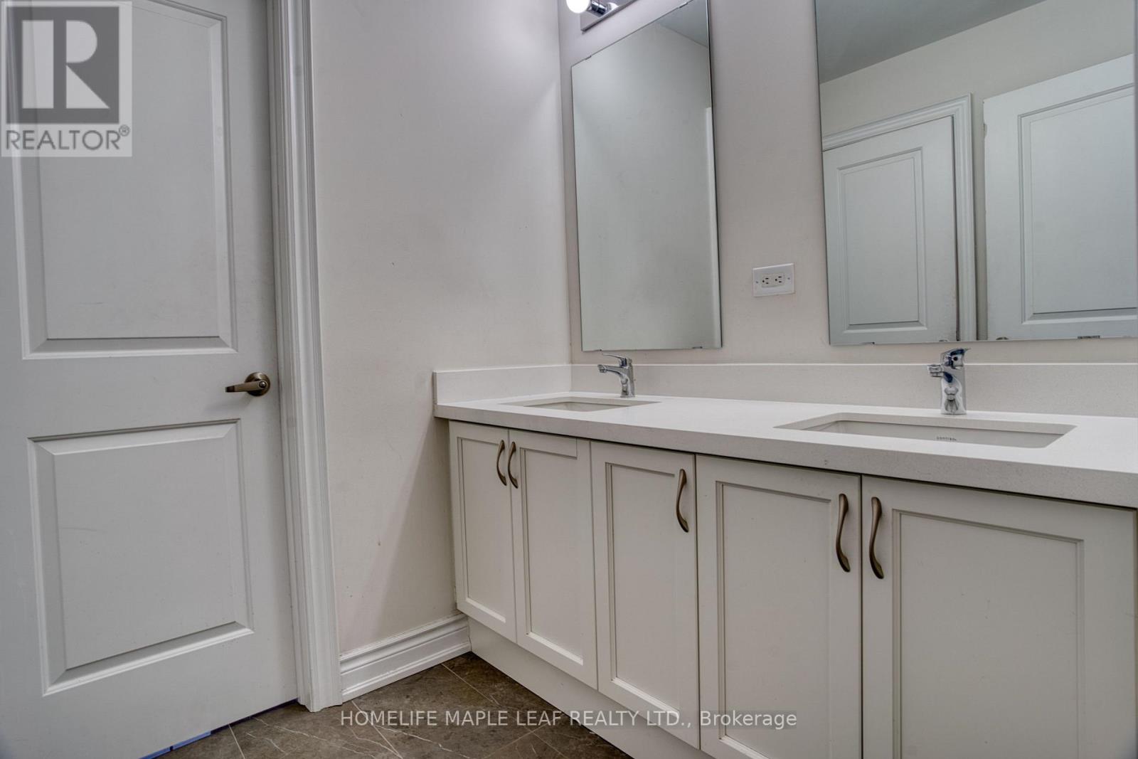 43 Puffin Crescent, Brampton, Ontario  L6R 4C3 - Photo 29 - W12183022