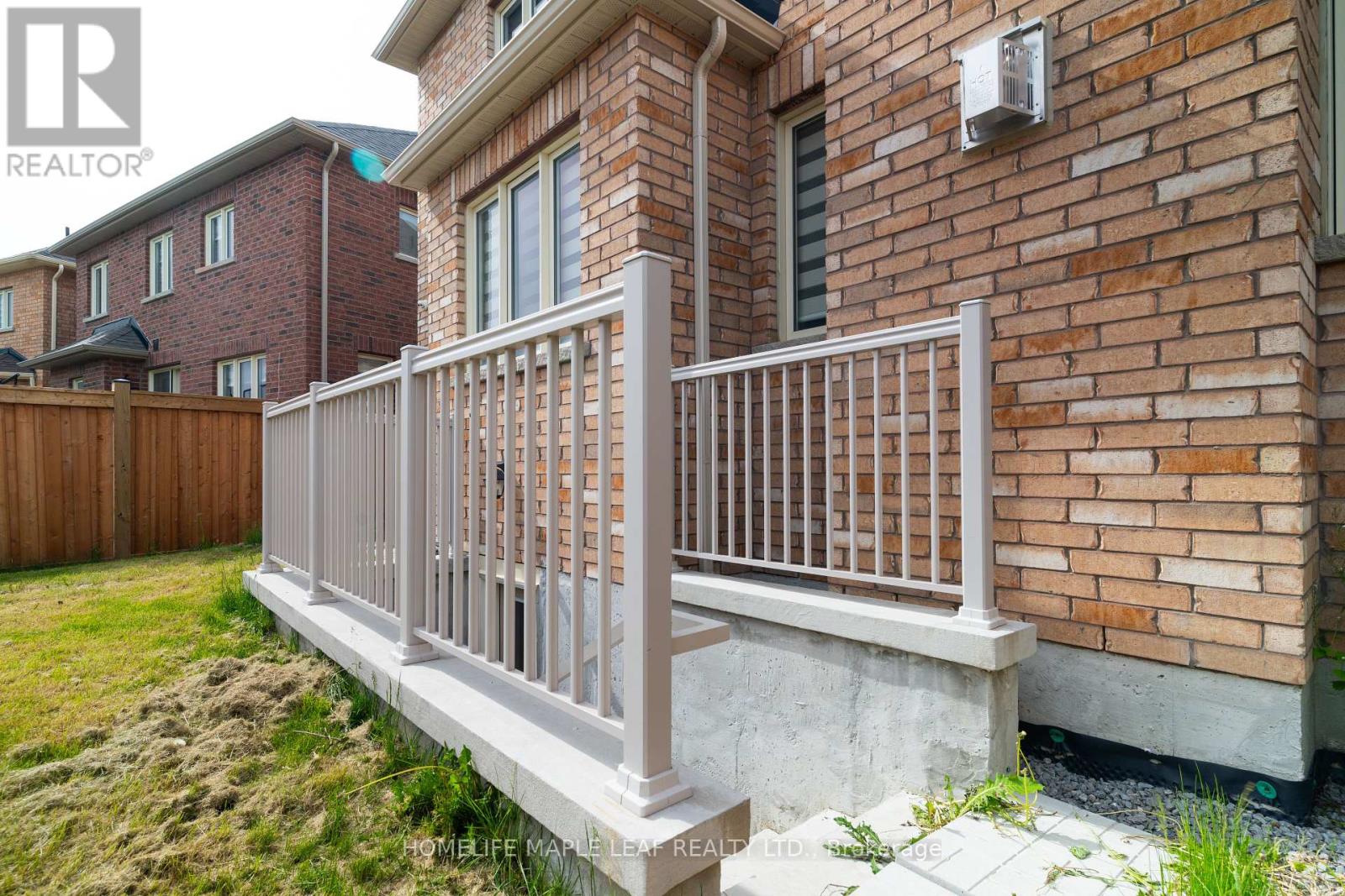 43 Puffin Crescent, Brampton, Ontario  L6R 4C3 - Photo 37 - W12183022