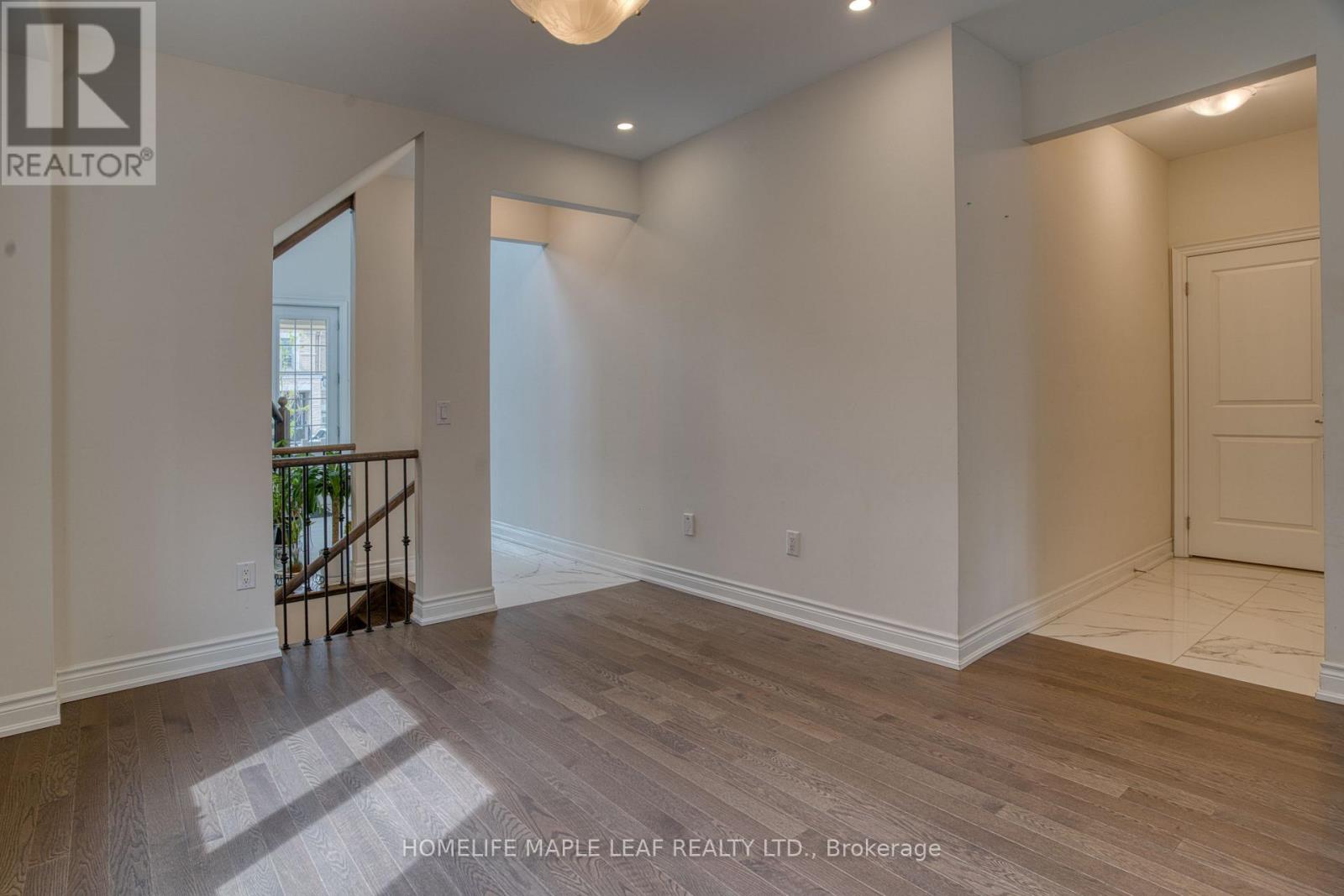 43 Puffin Crescent, Brampton (Sandringham-Wellington North), Ontario  L6R 4C3 - Photo 8 - W12183022
