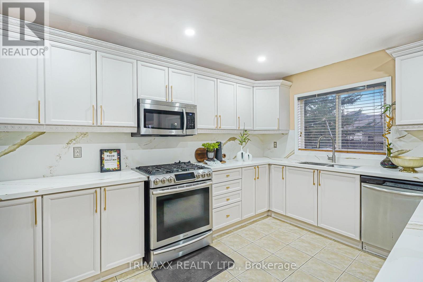 3 Turret Crescent, Brampton, Ontario  L7A 2N9 - Photo 16 - W12183038