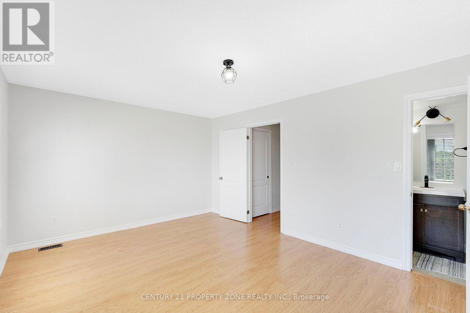38 Miami Grove, Brampton (Bram East), Ontario  L6Z 0H7 - Photo 10 - W12183039