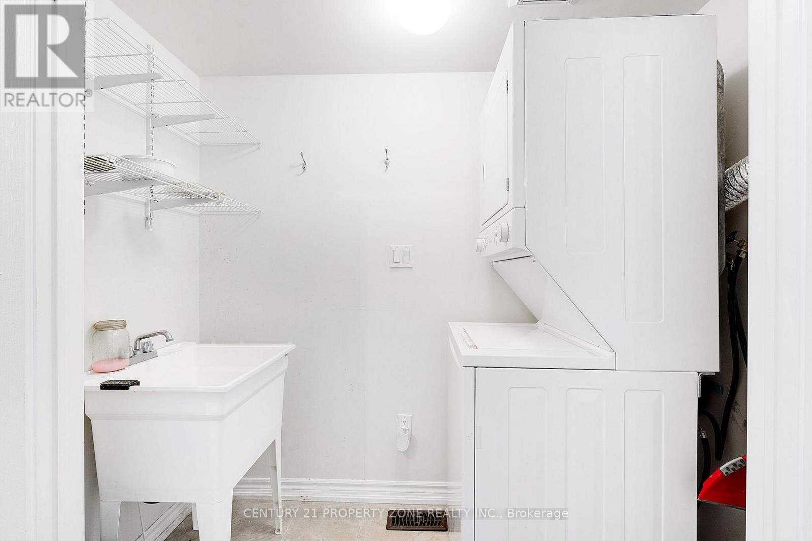 38 Miami Grove, Brampton, Ontario  L6Z 0H7 - Photo 12 - W12183039