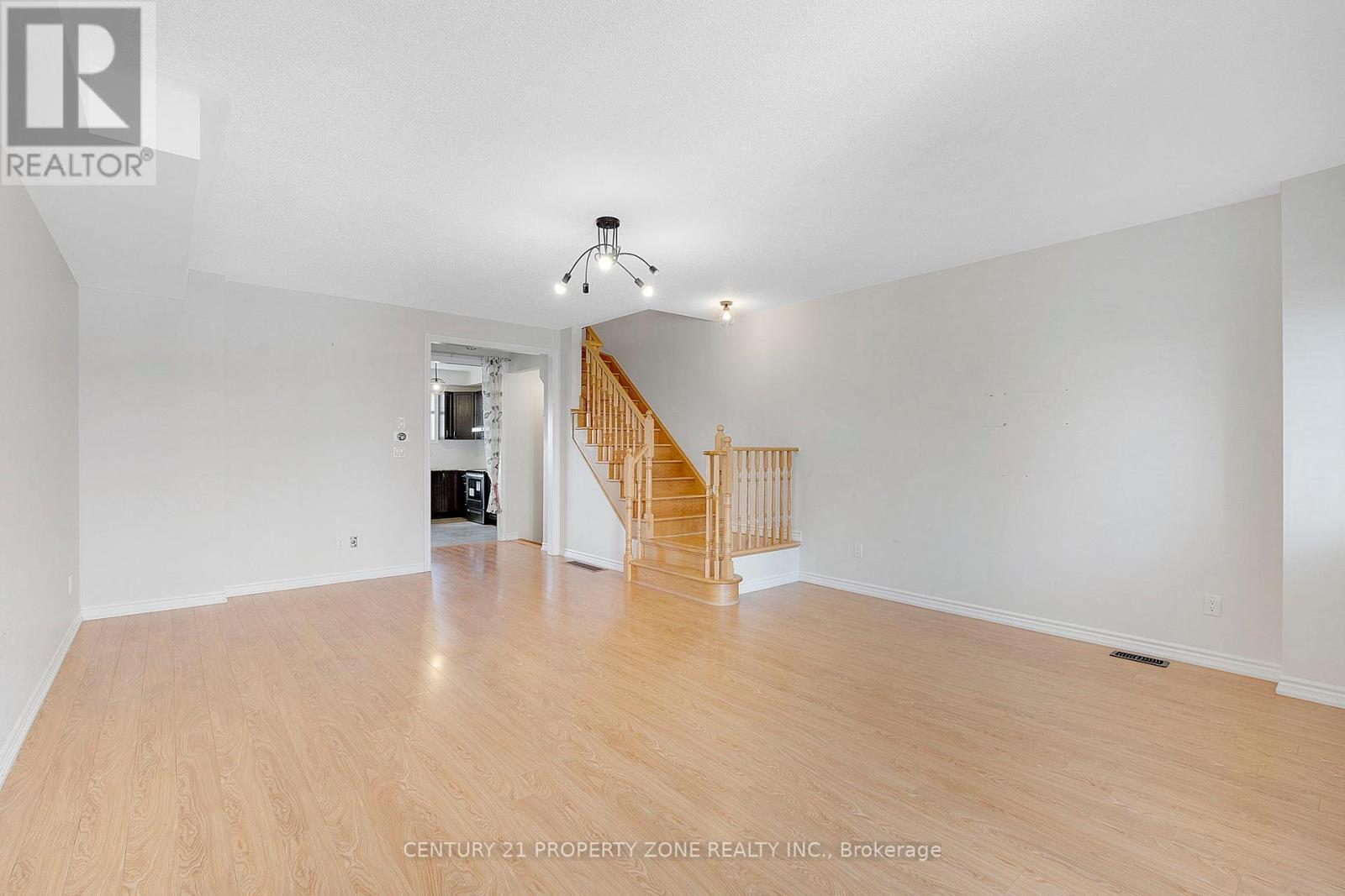 38 Miami Grove, Brampton, Ontario  L6Z 0H7 - Photo 15 - W12183039