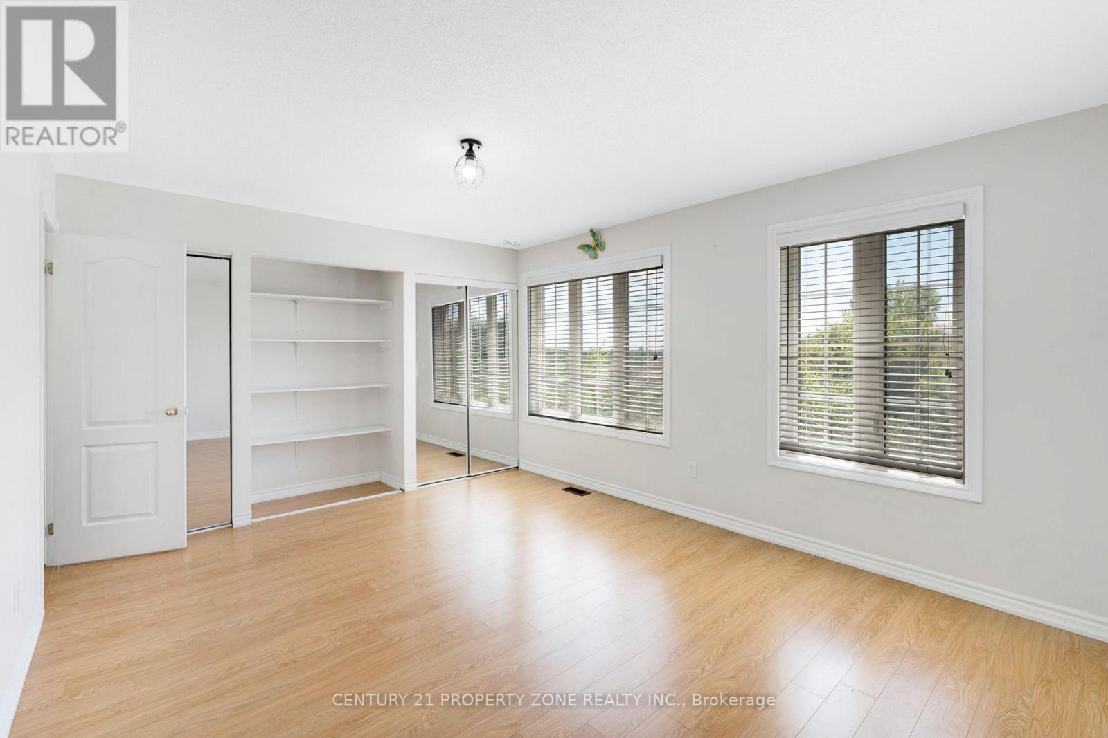 38 Miami Grove, Brampton, Ontario  L6Z 0H7 - Photo 9 - W12183039