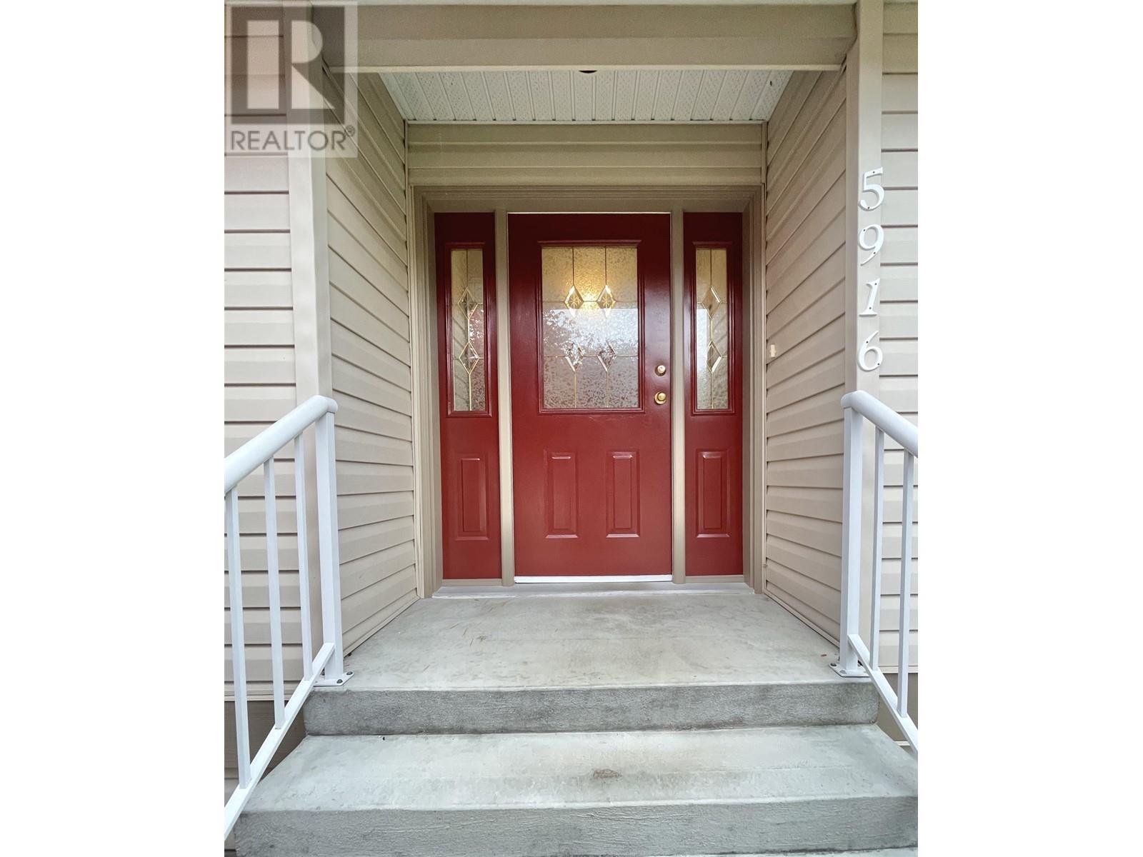 Property at 5916 ST. ANDREWS PLACE image 2