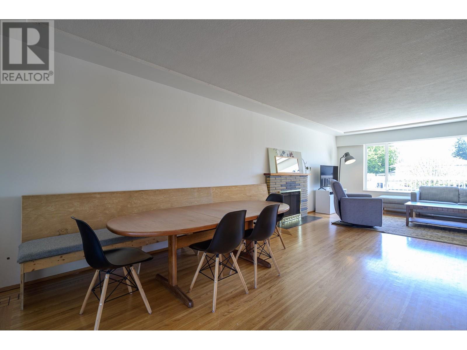 5031 44b Avenue, Ladner, British Columbia  V4K 1J2 - Photo 10 - R3009024