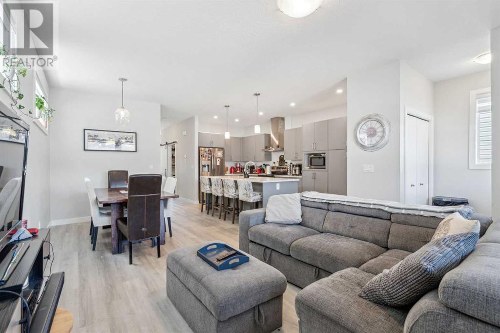 528 South Point Place Sw, Airdrie, Alberta  T4B 5H9 - Photo 11 - A2213604
