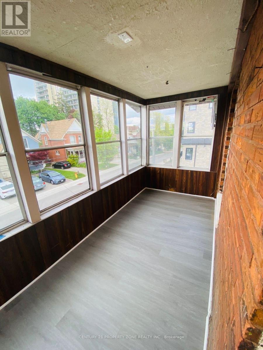 First Floor - 25 Peter Street, Kitchener, Ontario  N2G 3J5 - Photo 2 - X12182940