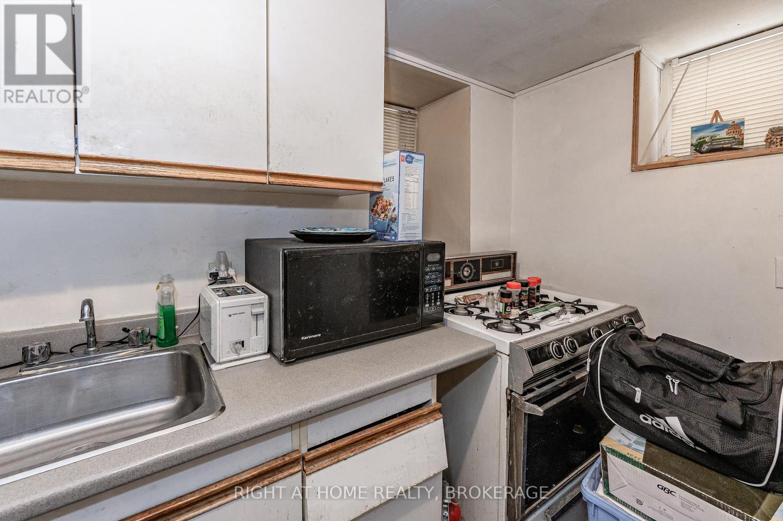 1 Arkledun Avenue, Hamilton (Corktown), Ontario  L8N 2H4 - Photo 38 - X12182964