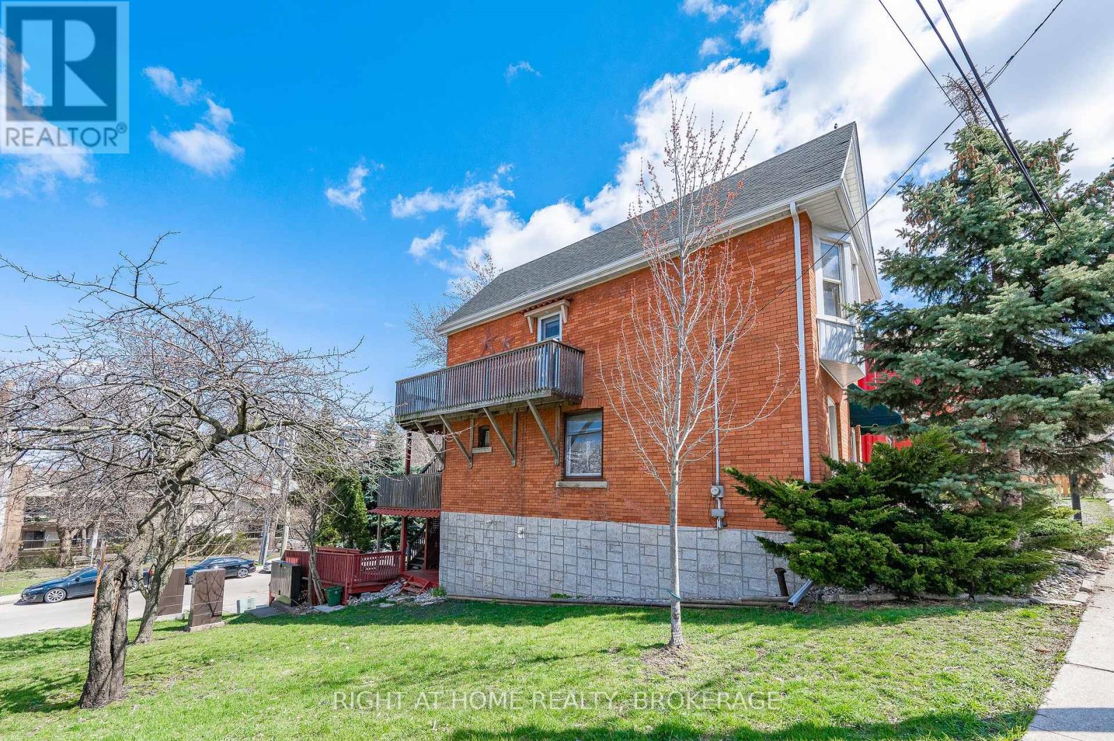 Property at 1 ARKLEDUN AVENUE image 4