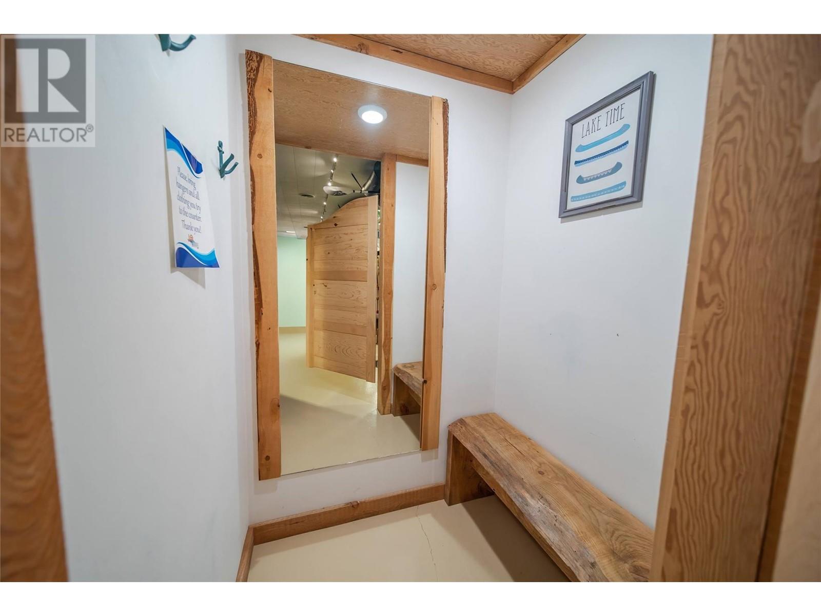 1817 Cranbrook Street N, Cranbrook, British Columbia V1C 3S9 - Photo 17 - 10343106