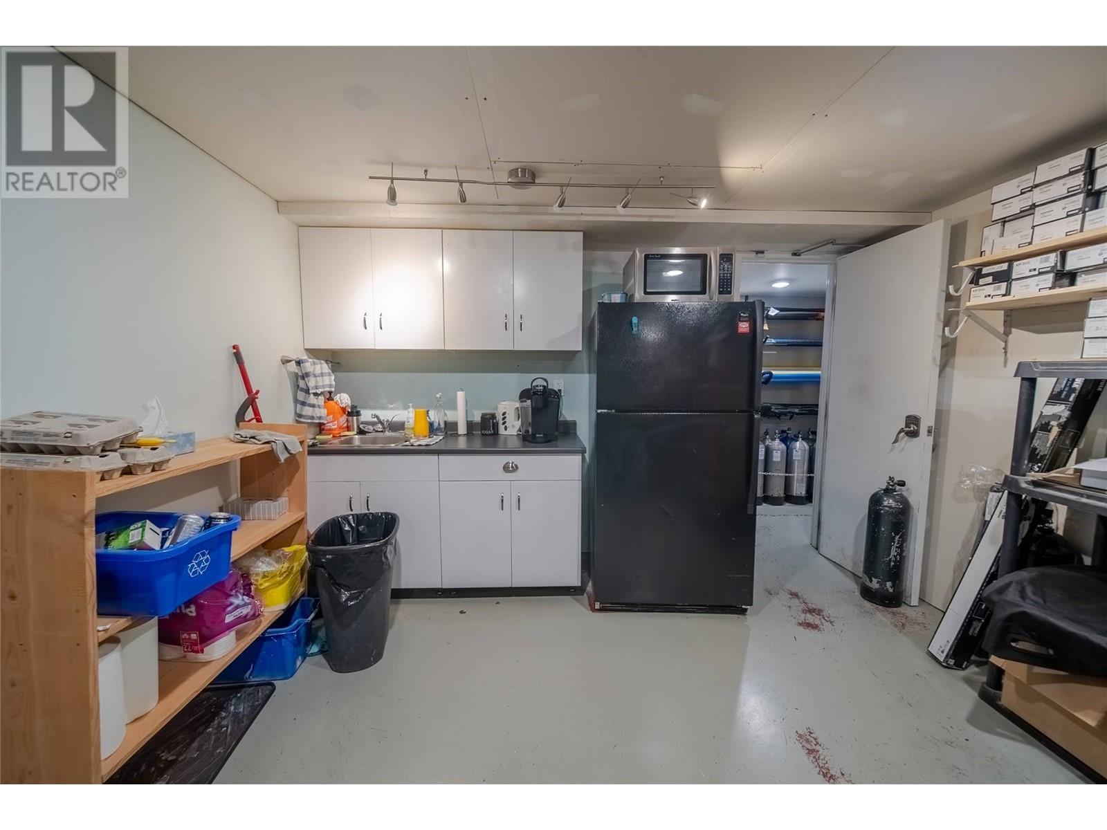 1817 Cranbrook Street N, Cranbrook, British Columbia V1C 3S9 - Photo 28 - 10343106