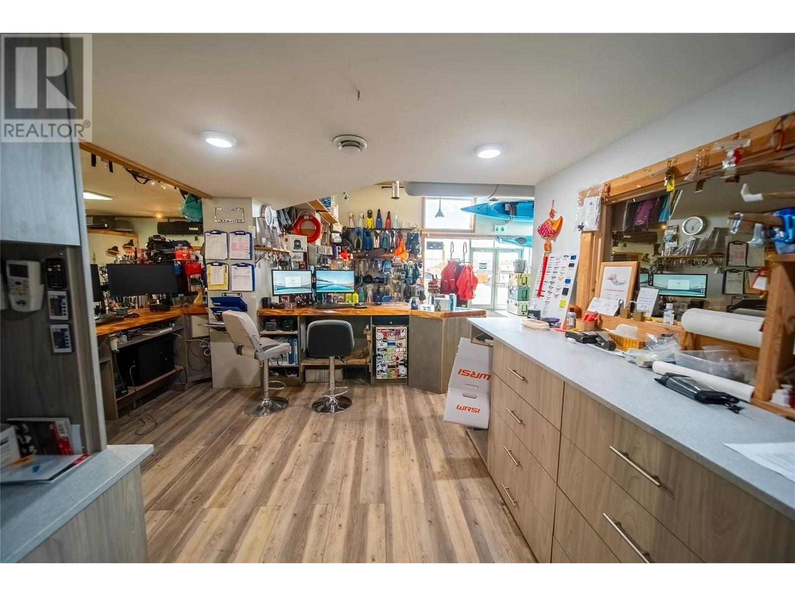 1817 Cranbrook Street N, Cranbrook, British Columbia V1C 3S9 - Photo 9 - 10343106