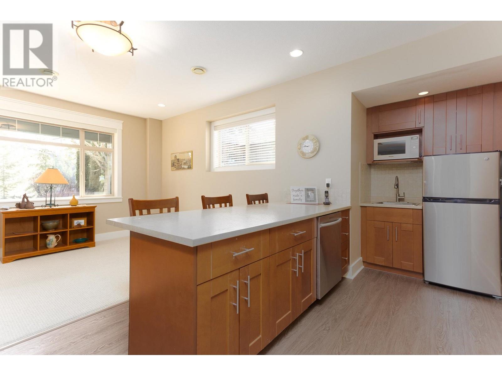 2532 Tuscany Drive, West Kelowna, BC V4T3B6