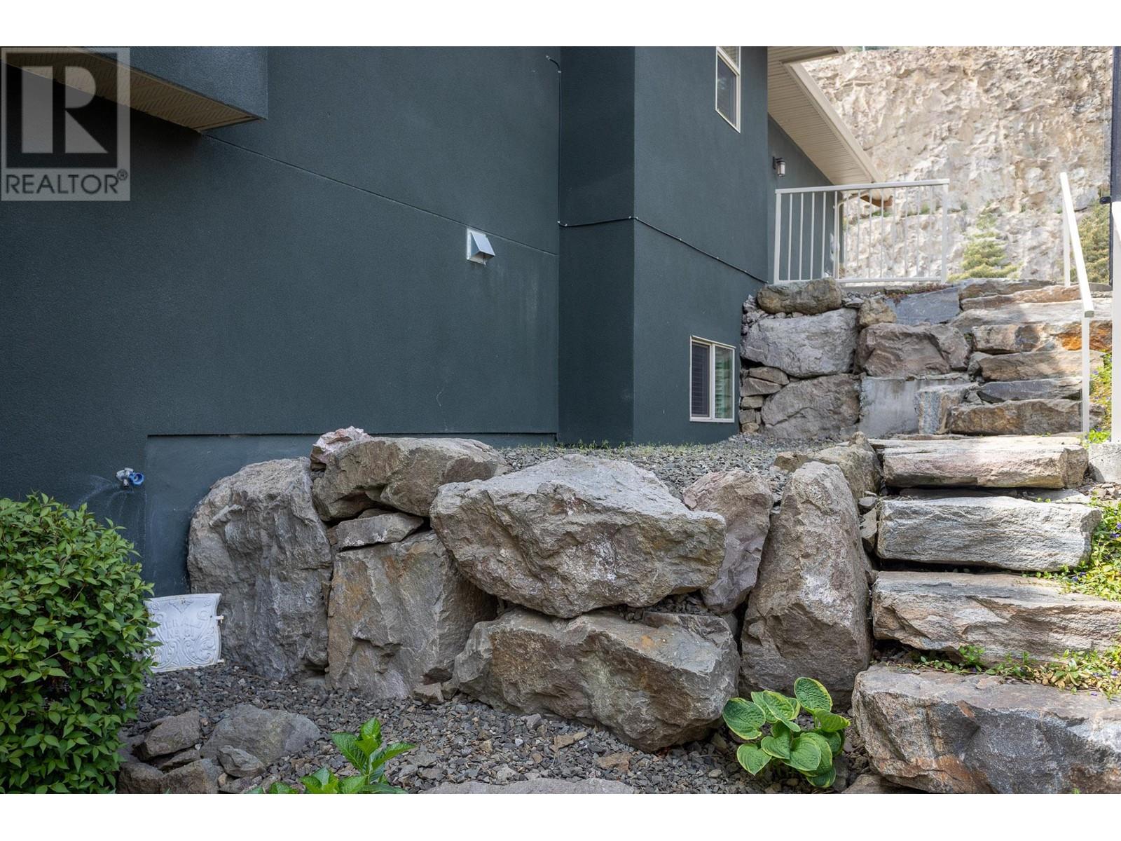 2532 Tuscany Drive, West Kelowna, BC V4T3B6