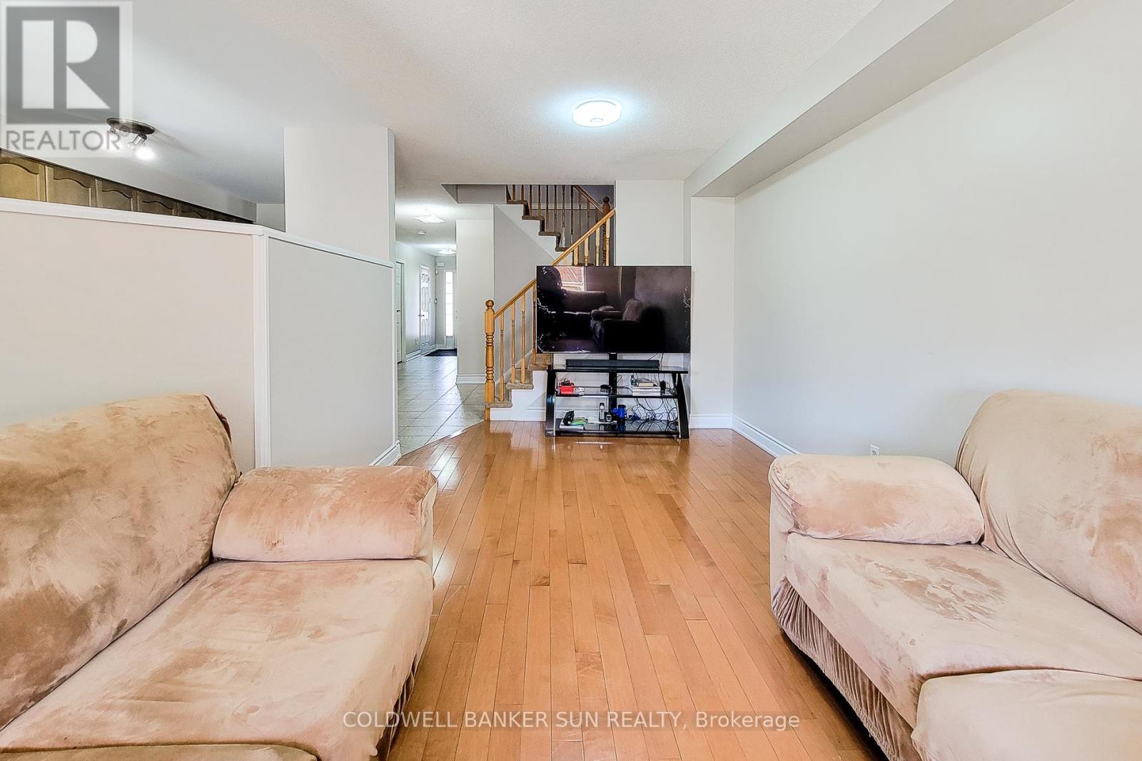 112 Meadow Wood Crescent, Hamilton, Ontario  L8J 3Z8 - Photo 7 - X12182988