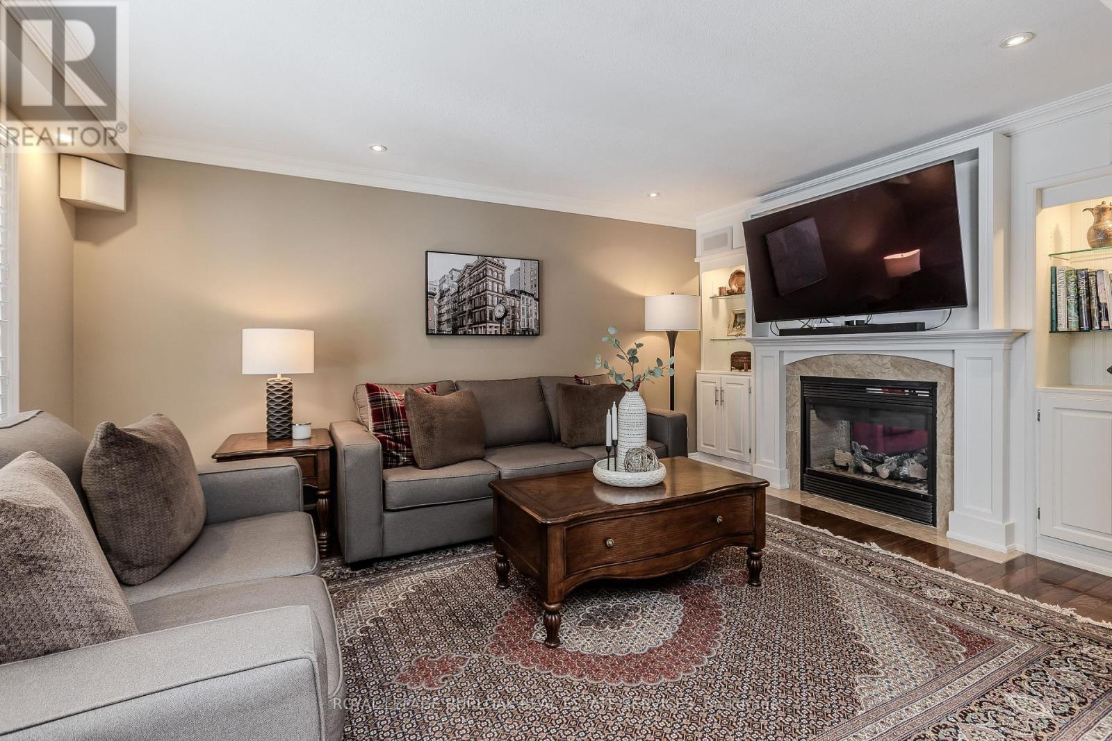 82 Terrace Drive, Grimsby, Ontario  L3M 1B5 - Photo 14 - X12182995