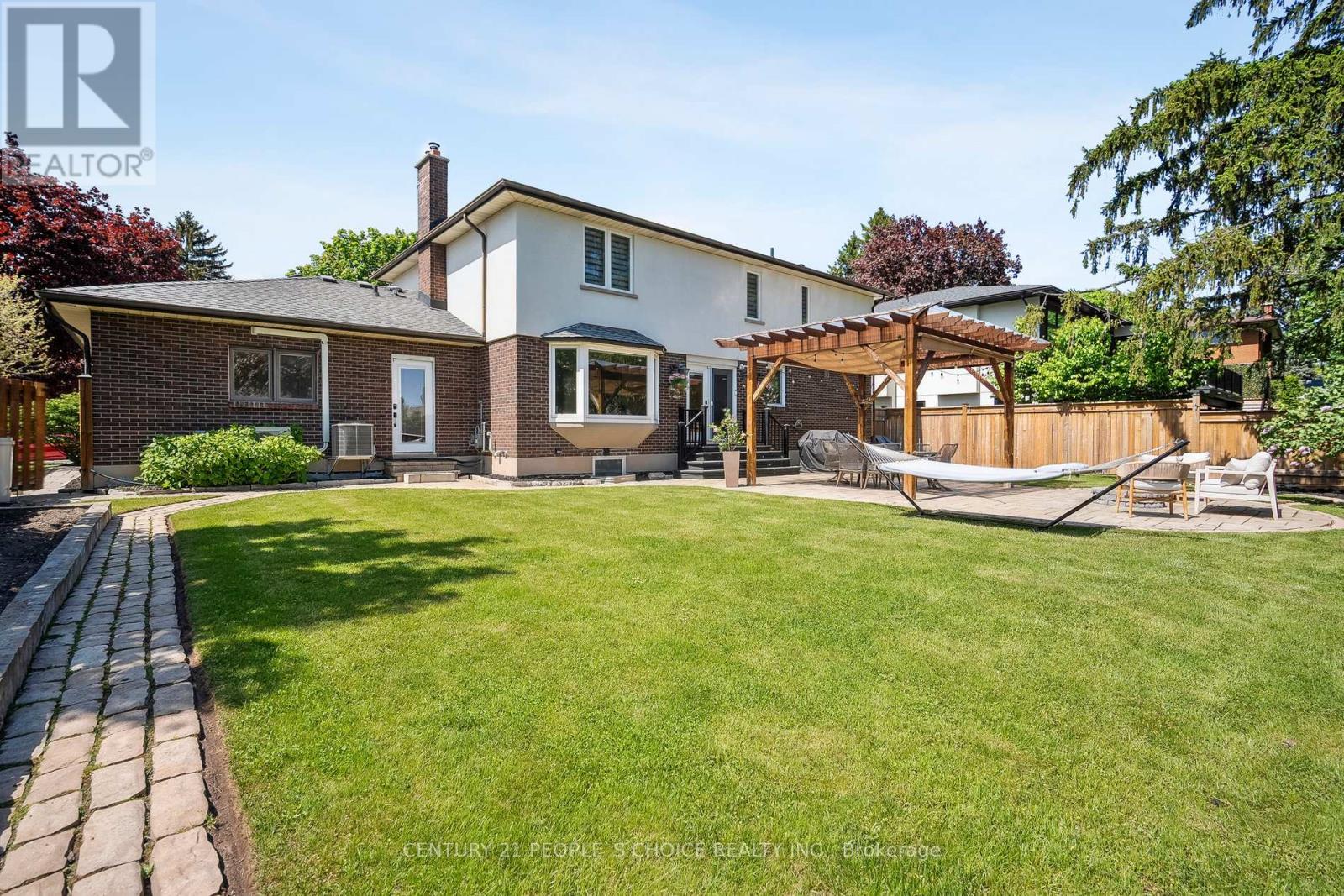 7 Carl Crescent, Hamilton (Waterdown), Ontario  L0R 2H4 - Photo 45 - X12183036