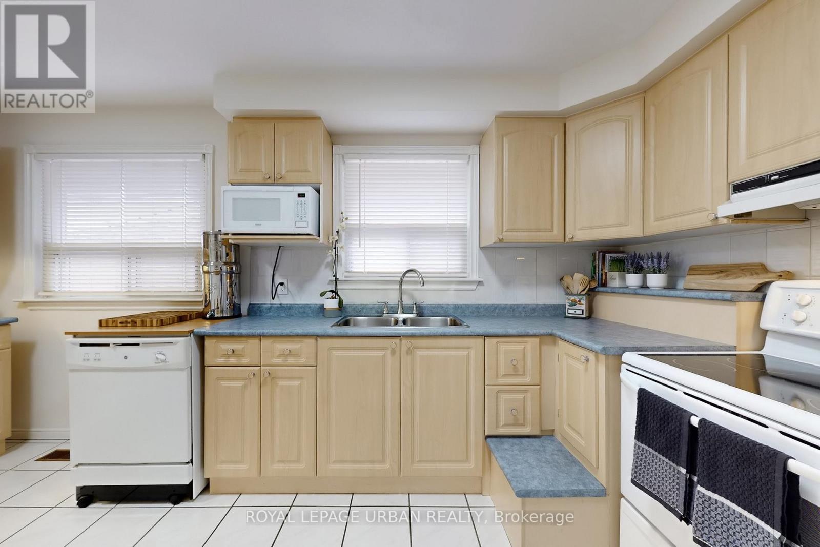 98 Silvio Avenue, Toronto, Ontario  M1K 1V3 - Photo 12 - E12181737