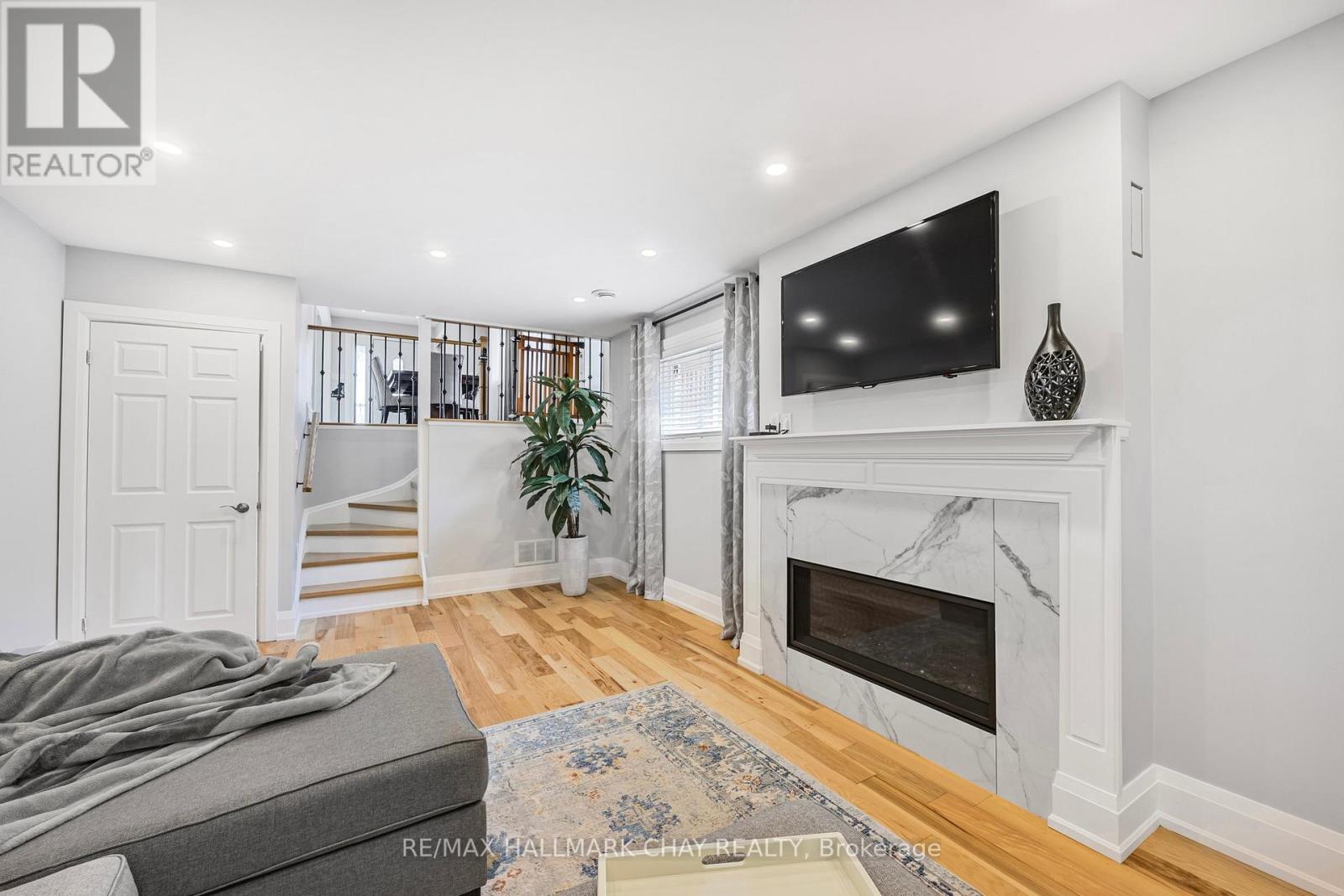 51 Springhome Road, Barrie (Allandale Heights), Ontario  L4N 2W6 - Photo 21 - S12182186