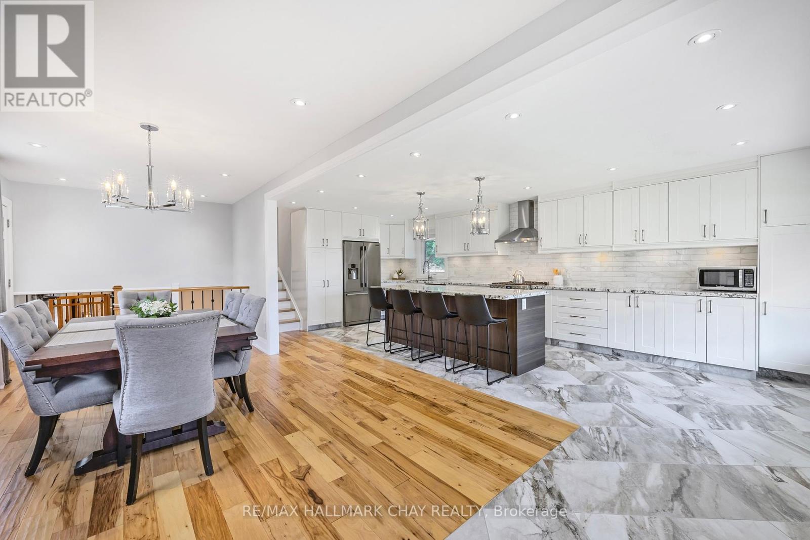 51 Springhome Road, Barrie, Ontario  L4N 2W6 - Photo 5 - S12182186