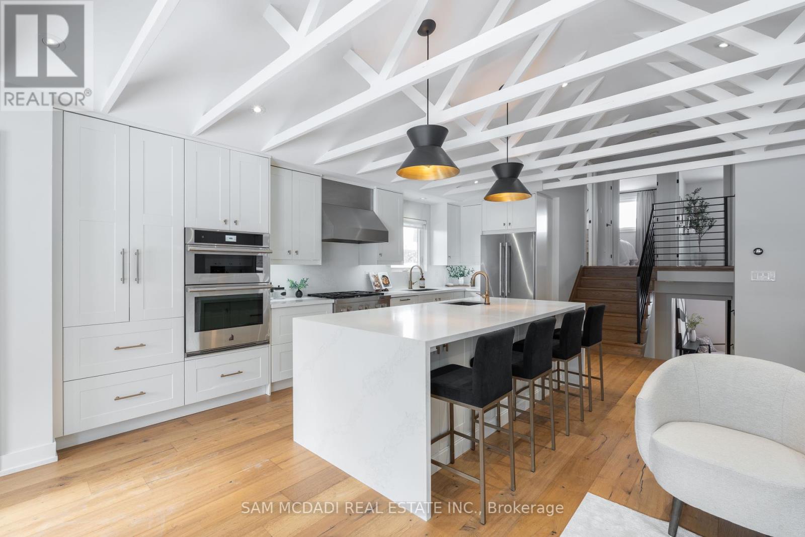 247 Cherry Post Drive, Mississauga, Ontario  L5A 1J1 - Photo 8 - W12175785