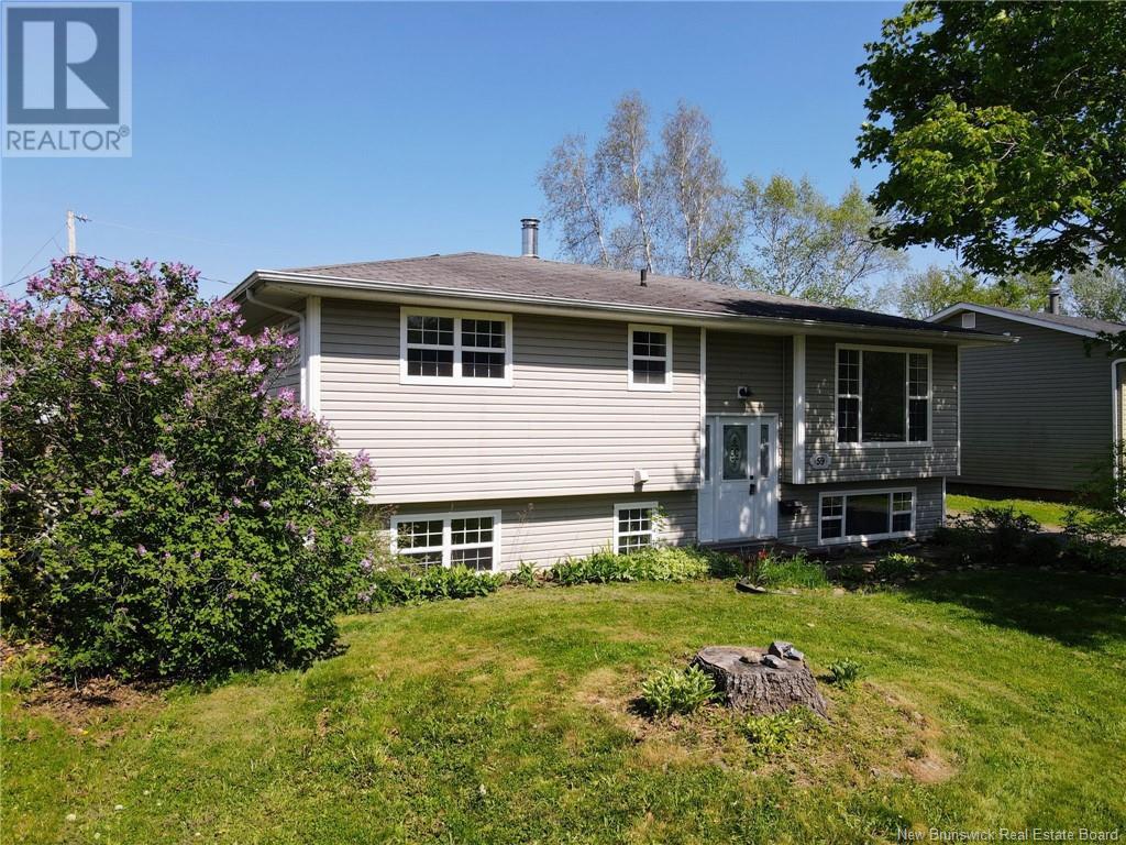 59 Henderson Avenue, Riverview, New Brunswick  E1B 4H4 - Photo 2 - NB112715