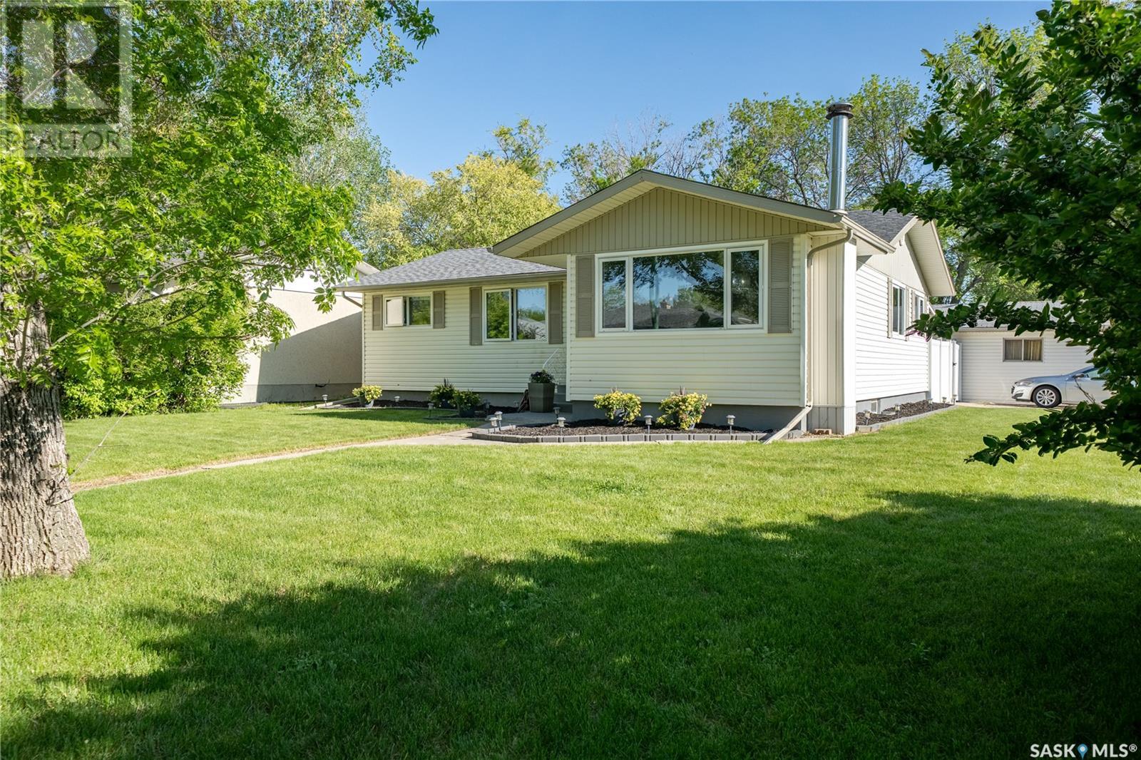 Property at 88 MATHESON CRESCENT image 3