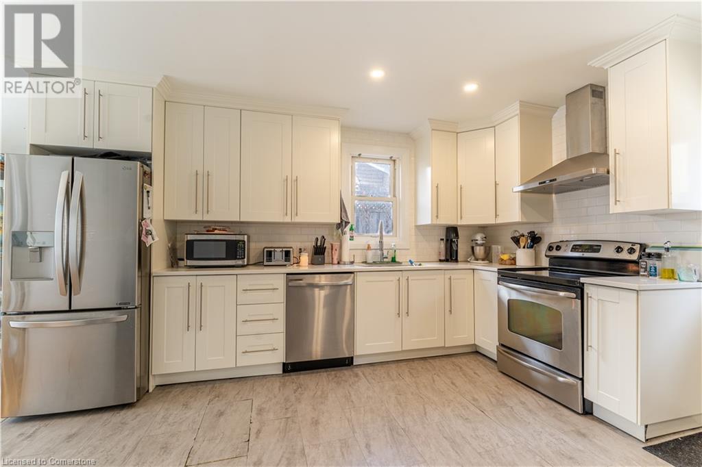 374 Weber Street E, Kitchener, Ontario  N2H 1G5 - Photo 4 - 40735401