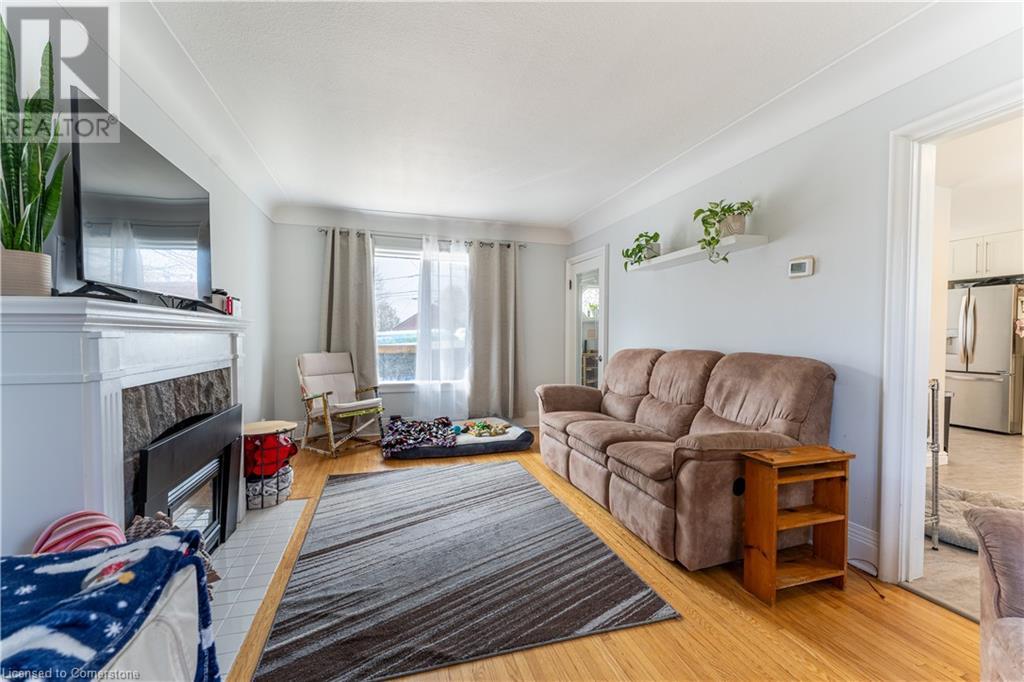 374 Weber Street E, Kitchener, Ontario  N2H 1G5 - Photo 9 - 40735401
