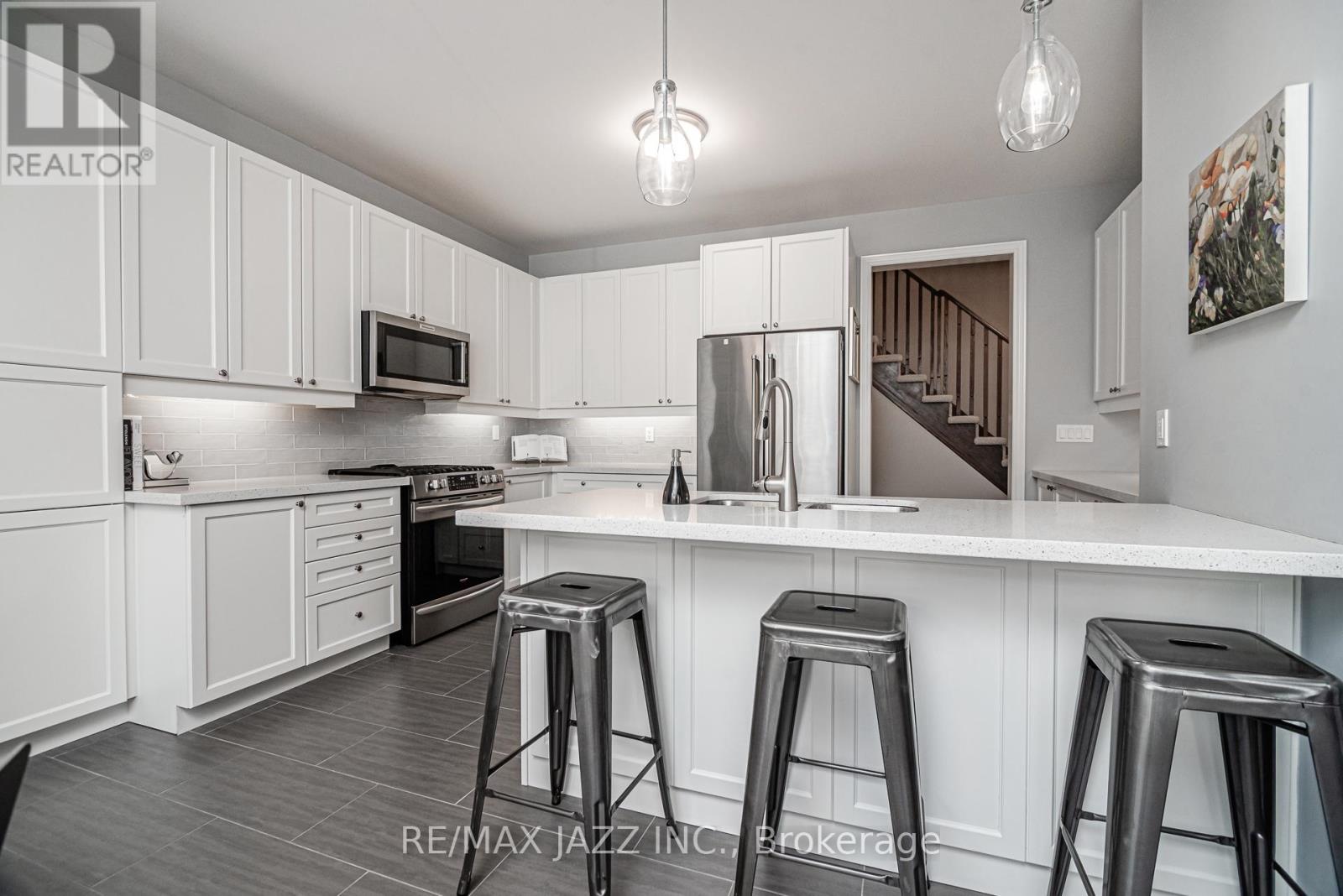 Property at 176 DANCE ACT AVENUE image 5