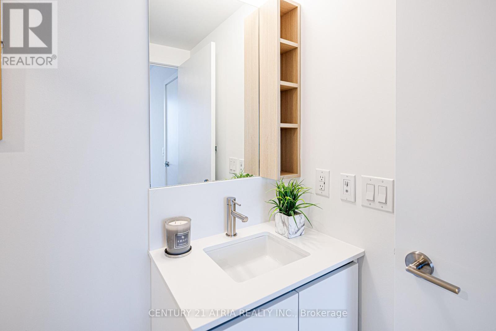 1512 - 1100 Sheppard Avenue W, Toronto, Ontario  M3K 0E4 - Photo 16 - W12175181