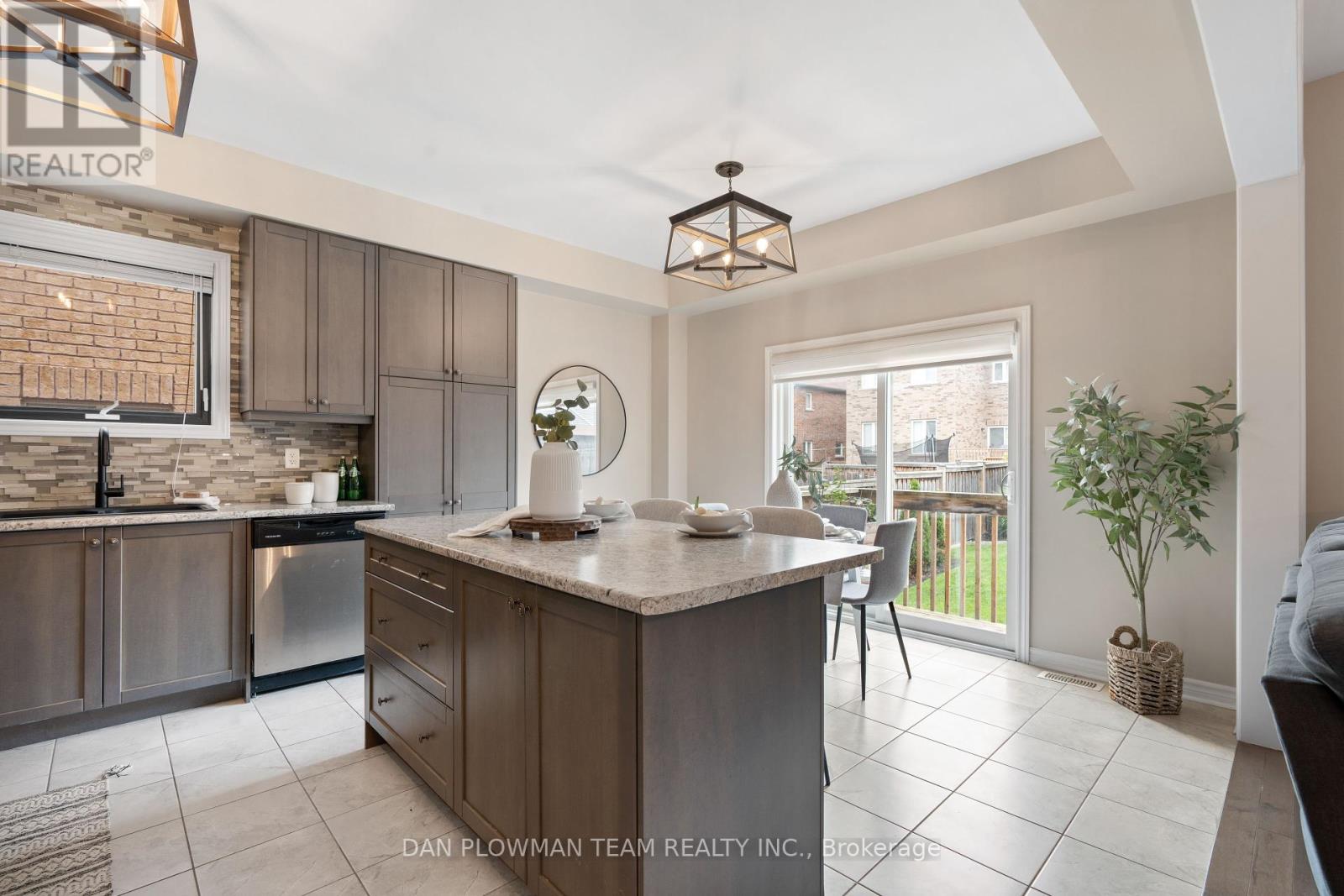 898 Groveland Avenue, Oshawa, Ontario  L1K 0W1 - Photo 15 - E12183080