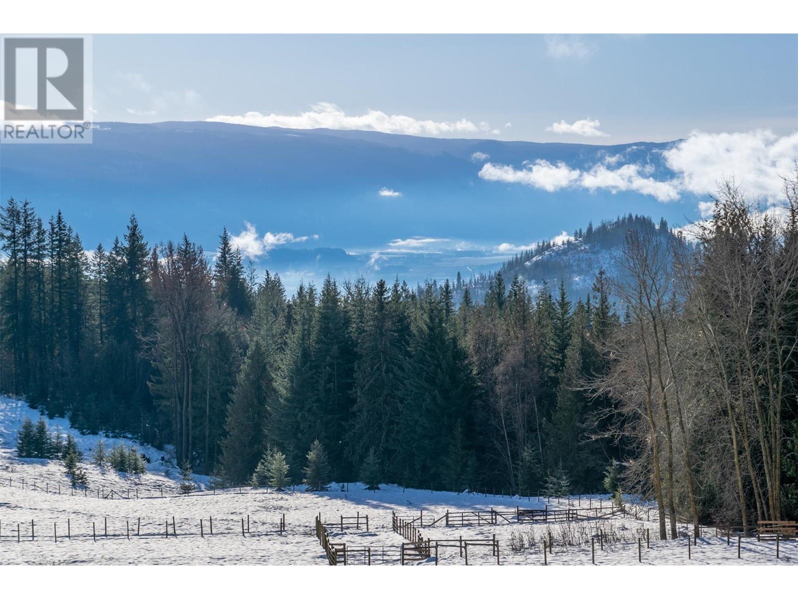100 Lidstone Road, Salmon Arm, British Columbia  V1E 2Y1 - Photo 52 - 10330363