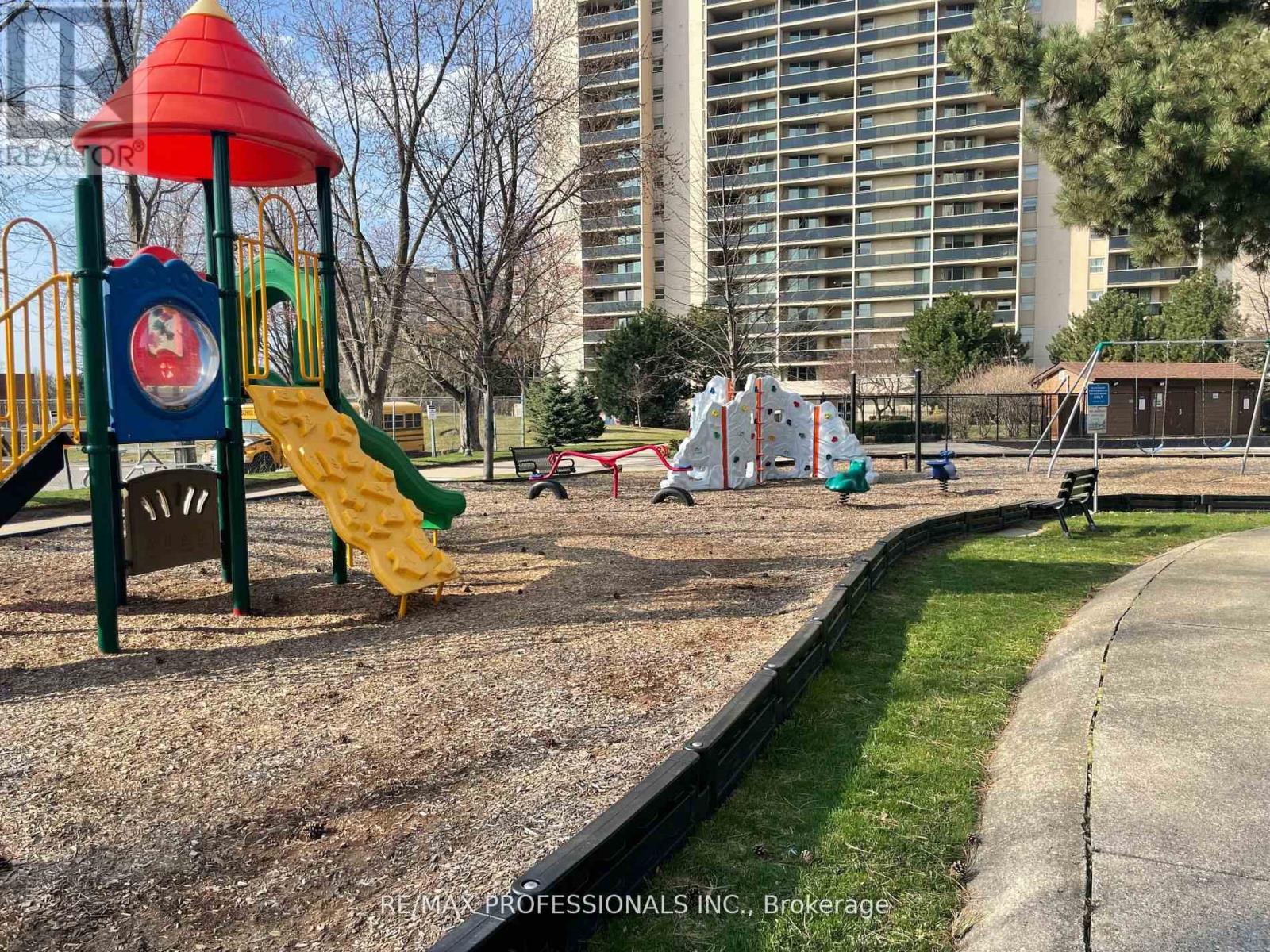 1508 - 299 Mill Road, Toronto, Ontario  M9C 4V9 - Photo 31 - W12183054